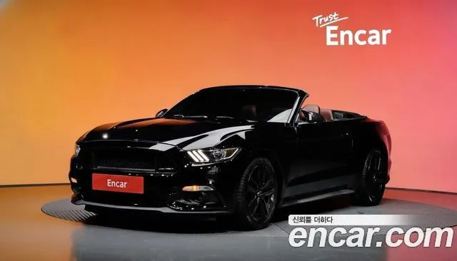 Ford Mustang Convertible