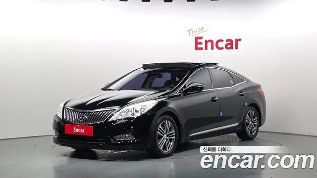 Hyundai Grandeur HG240 Modern