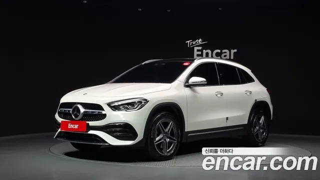 Mercedes-Benz GLA-Class GLA250 4MATIC