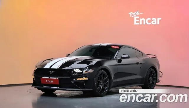 Ford Mustang Coupe