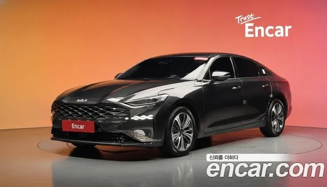 Kia K8 Signature