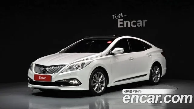 Hyundai Grandeur HG240 Modern