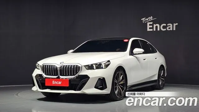 BMW 5-Series 530i xDrive M Sport