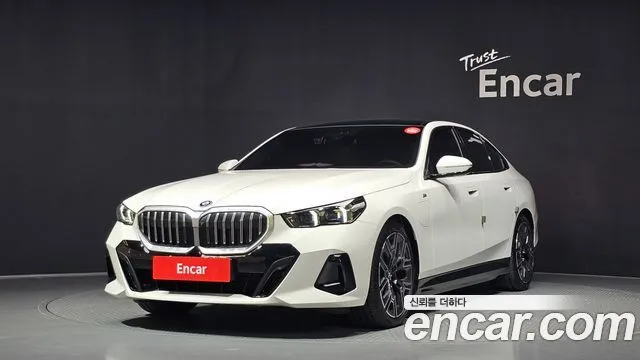 BMW 5-Series 530e M Sport