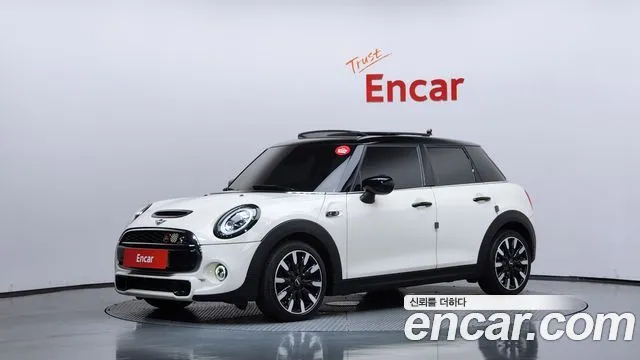 Mini Cooper 5Door HIGH