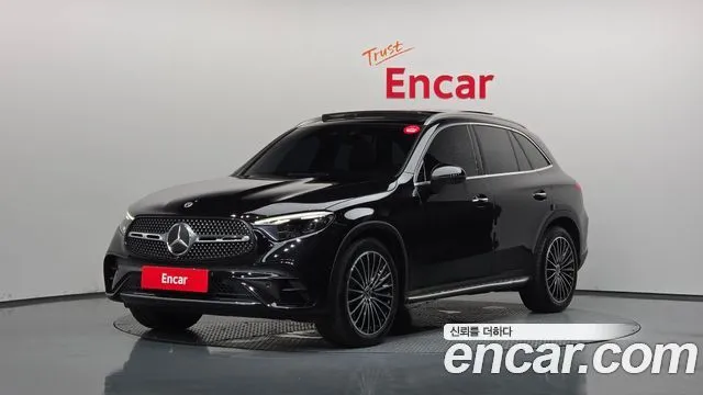 Mercedes-Benz GLC-Class GLC300 4MATIC AMG Line