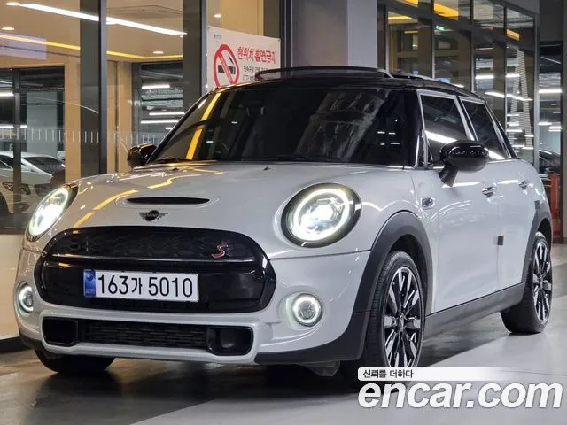 Mini Cooper 5Door HIGH