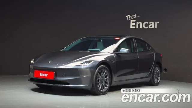 Tesla Model 3 Long Range AWD