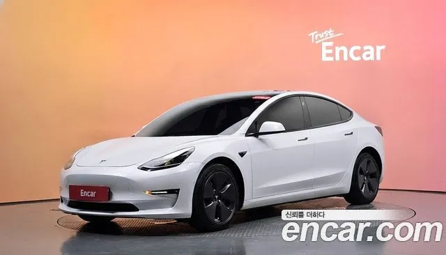 Tesla Model 3 Long Range AWD