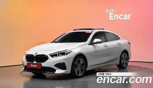BMW 2-Series 220i Advantage