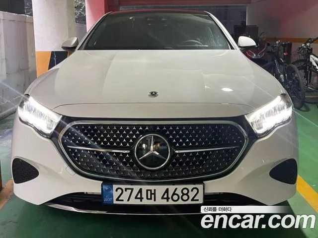 Mercedes-Benz E-Class E200 Avantgarde