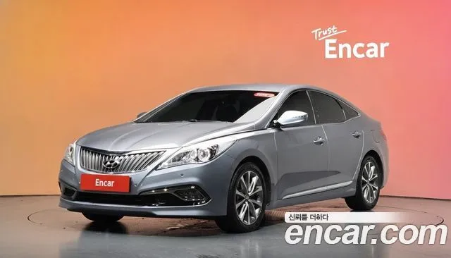 Hyundai Grandeur HG240 Modern