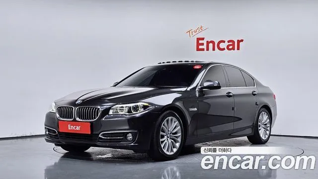 BMW 5-Series 528i xDrive Luxury