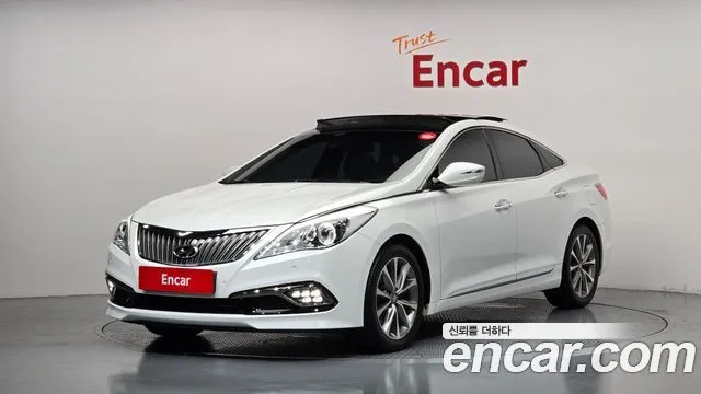 Hyundai Grandeur HG240 Modern