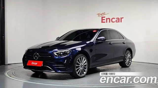 Mercedes-Benz E-Class E350 4MATIC AMG Line