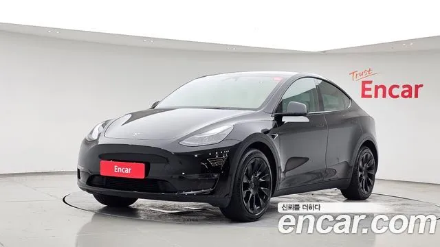 Tesla Model Y Long Range AWD
