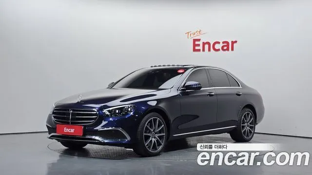 Mercedes-Benz E-Class E300e 4MATIC Exclusive