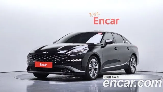 Kia K8 Signature