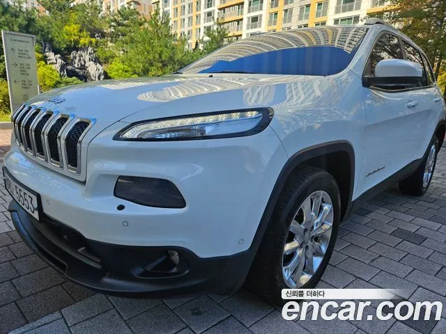 Jeep Cherokee 2.4 Longitude High AWD