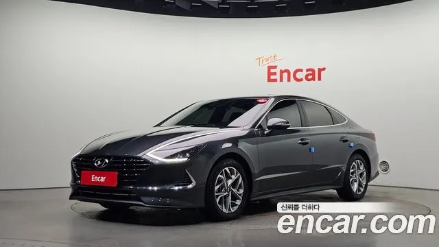 Hyundai Sonata 2.0 LPG(rental car)