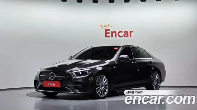 Mercedes-Benz E-Class E350 4MATIC AMG Line
