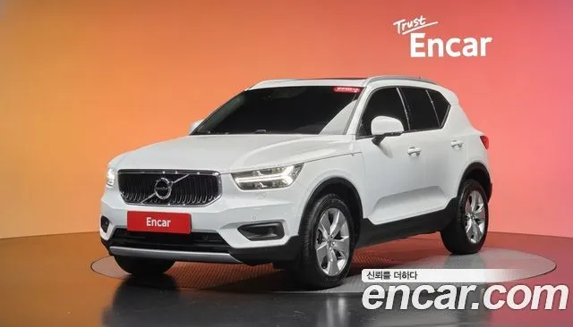 Volvo XC40 B4 Momentum