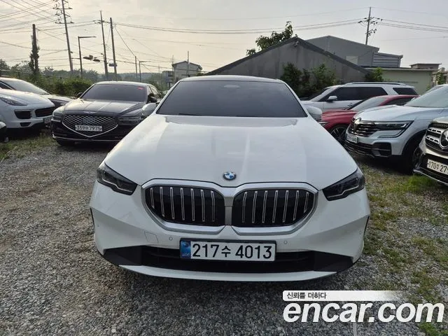 BMW 5-Series 520i