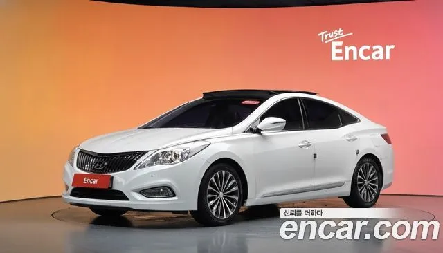 Hyundai Grandeur HG240 Modern