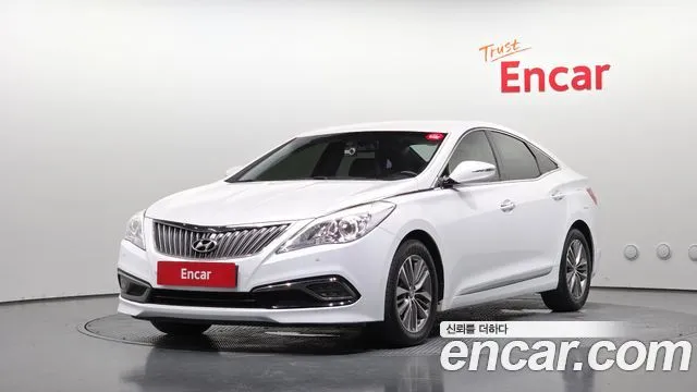 Hyundai Grandeur HG240 Modern