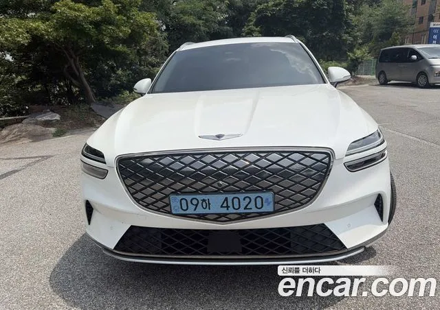 Genesis GV70 e-AWD