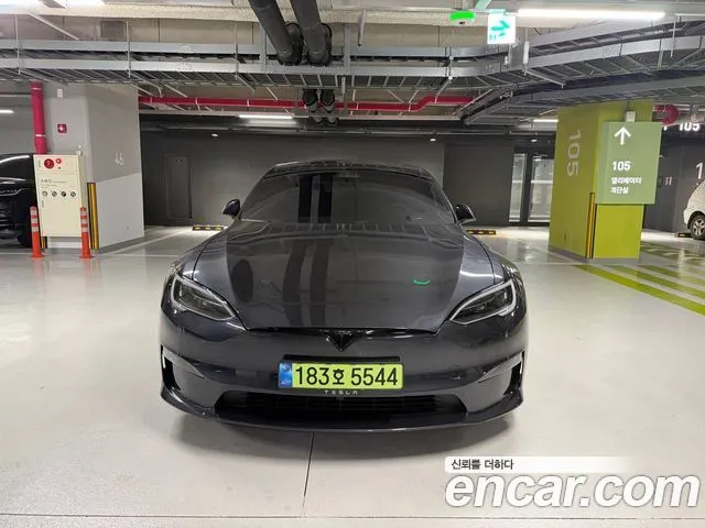 Tesla Model S AWD