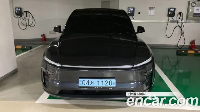 Tesla Model Y Premium RWD