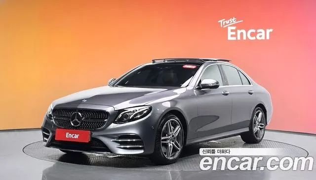 Mercedes-Benz E-Class E300 4MATIC AMG Line