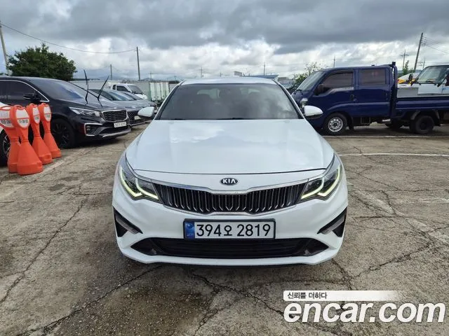 Kia K5 2.0 LPI Rental Car