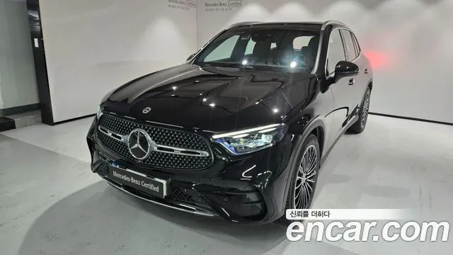 Mercedes-Benz GLC-Class GLC300 4MATIC AMG Line