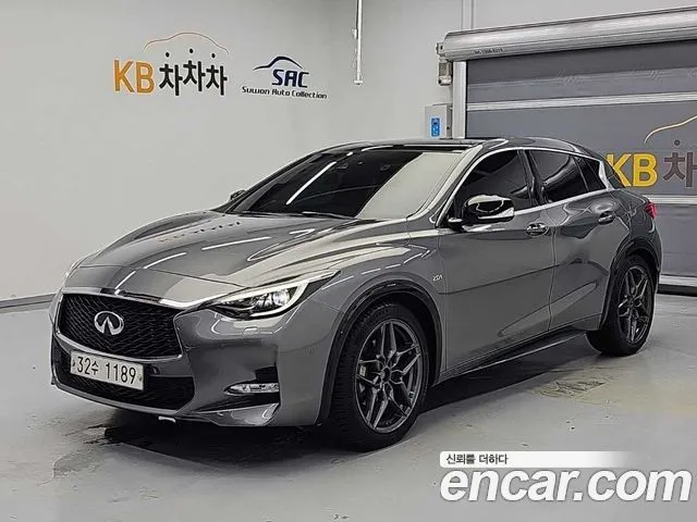 Infiniti Q30 2.0 Sport Essential