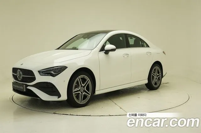 Mercedes-Benz CLA-Class CLA250 4MATIC