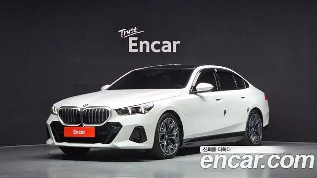 BMW 5-Series 530e M Sport