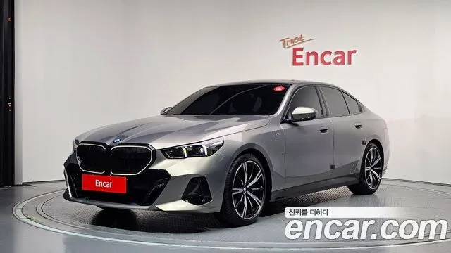 BMW 5-Series 530i xDrive M Sport