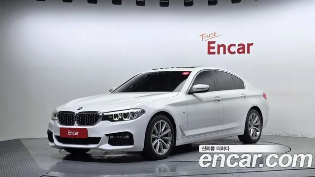 BMW 5-Series 520i Luxury