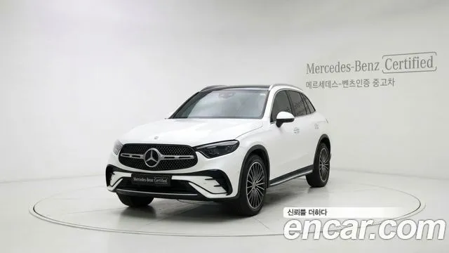 Mercedes-Benz GLC-Class GLC300 4MATIC AMG Line