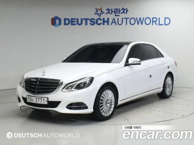 Mercedes-Benz E-Class E200 Elegance