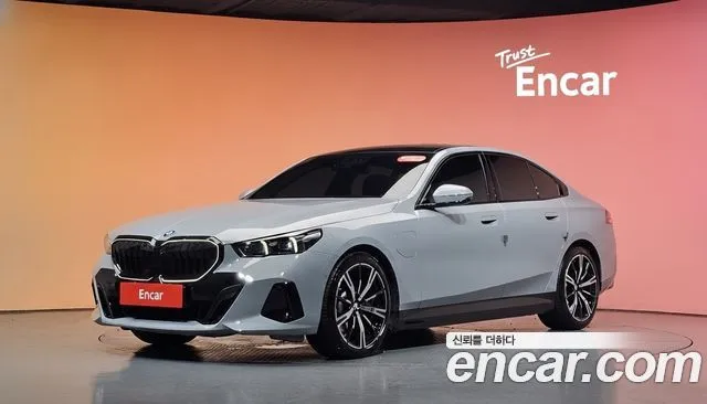 BMW 5-Series 530e M Sport