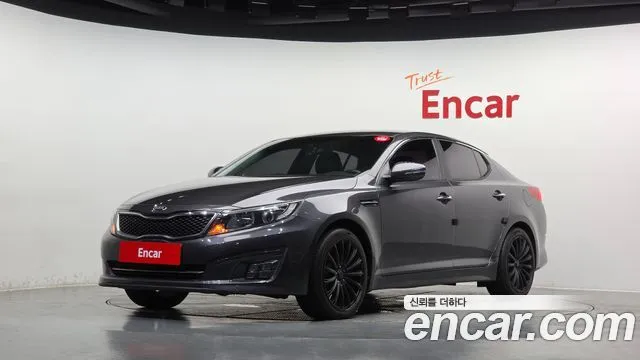 Kia K5 Luxury