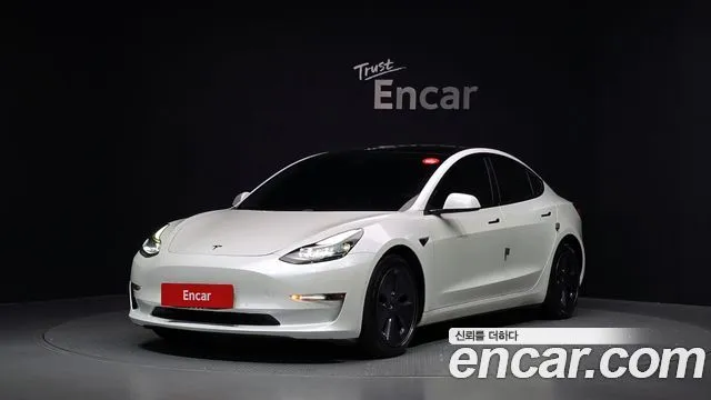 Tesla Model 3 Long Range AWD