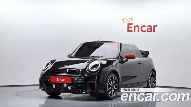 Mini Cooper Convertible JCW