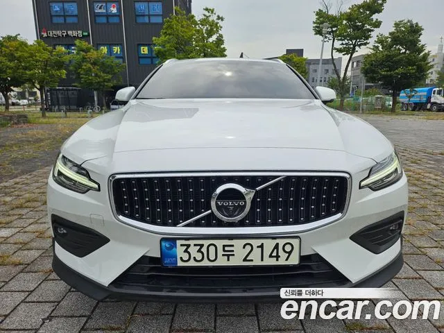 Volvo V60 B5 Pro AWD