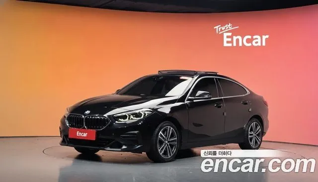 BMW 2-Series 220i Advantage