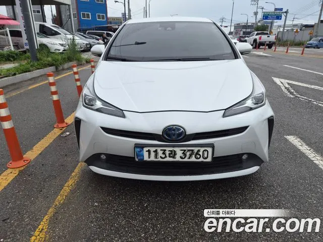 Toyota Prius 1.8 AWD