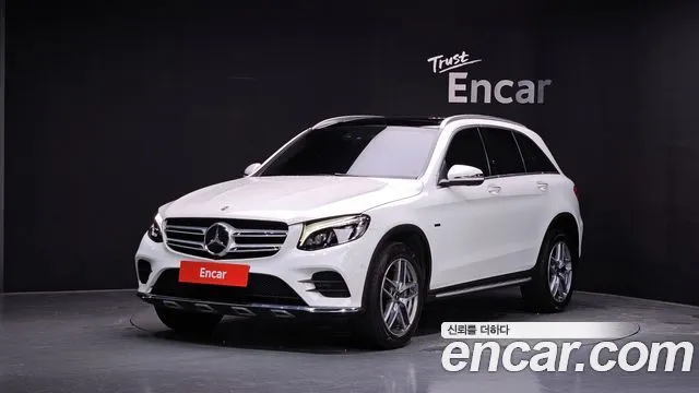 Mercedes-Benz GLC-Class GLC350e 4MATIC AMG Line